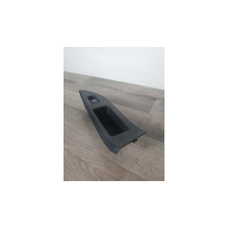 Interrupteur de leve vitre avant droit SUBARU FORESTER 4 d’occasion