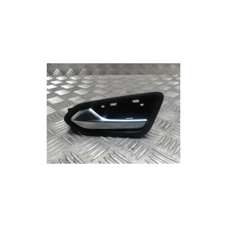 Poignee interieur avant gauche RENAULT CLIO 5 PHASE 1 d’occasion