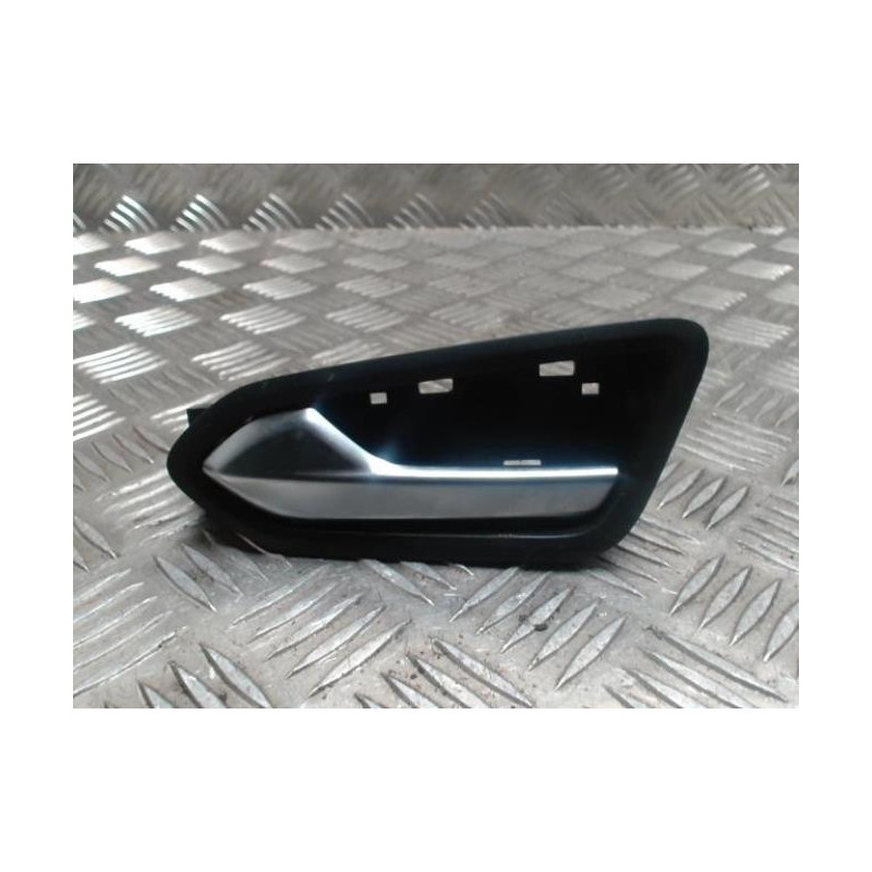 Poignee interieur avant gauche RENAULT CLIO 5 PHASE 1 d’occasion