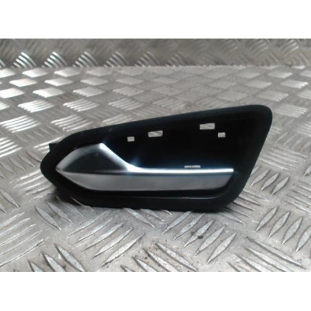 Poignee interieur avant gauche RENAULT CLIO 5 PHASE 1 d’occasion