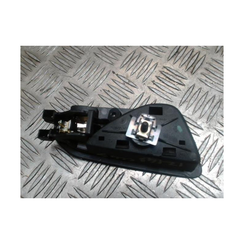 Poignee interieur avant gauche RENAULT CLIO 5 PHASE 1 d’occasion