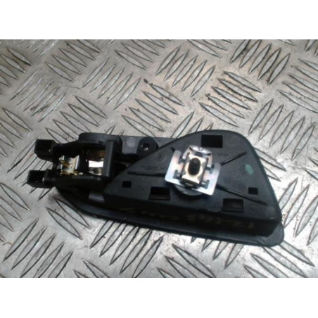 Poignee interieur avant gauche RENAULT CLIO 5 PHASE 1 d’occasion