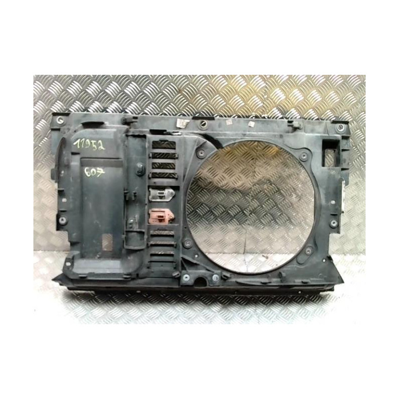 Armature avant, Masque avant PEUGEOT 607 PHASE 1 d’occasion