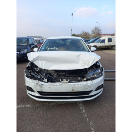 Joint de porte avant droite VOLKSWAGEN POLO 6 PHASE 1 d’occasion