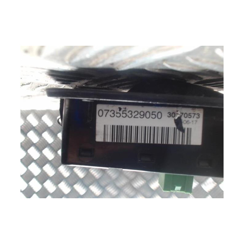 Interrupteur de leve vitre avant gauche PEUGEOT BOXER 3 PHASE 2 d’occasion