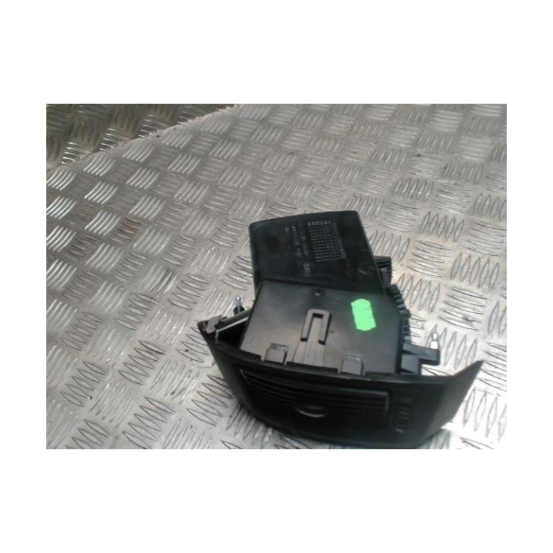 Aerateur tableau de bord avant gauche PEUGEOT BOXER 3 PHASE 2 d’occasion