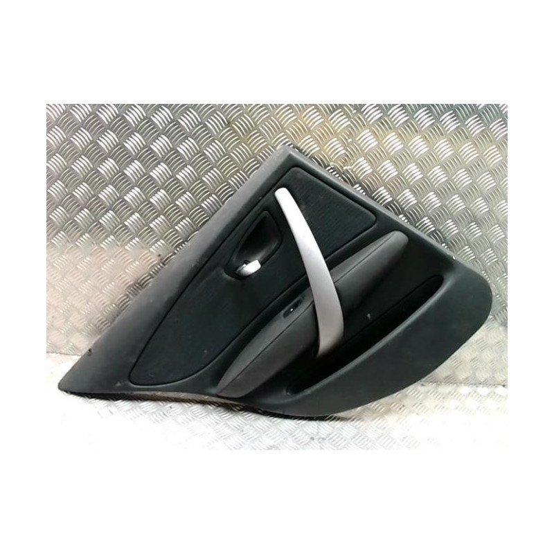 Panneau de porte arriere gauche BMW SERIE 1 E87 PHASE 1 d’occasion
