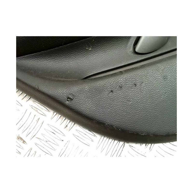 Panneau de porte arriere gauche BMW SERIE 1 E87 PHASE 1 d’occasion