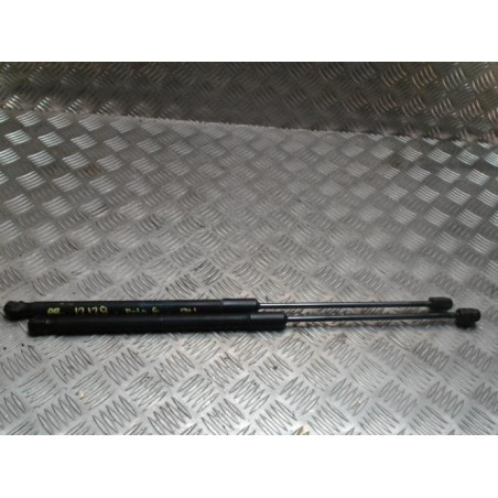 Verin de coffre VOLKSWAGEN POLO 6 PHASE 1 d’occasion
