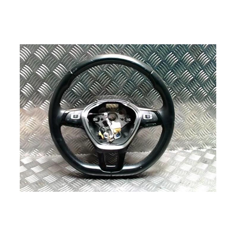 Volant VOLKSWAGEN POLO 6 PHASE 1 d’occasion