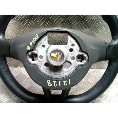 Volant VOLKSWAGEN POLO 6 PHASE 1 d’occasion