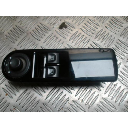 Interrupteur de leve vitre avant gauche RENAULT CLIO 4 PHASE 1 d’occasion