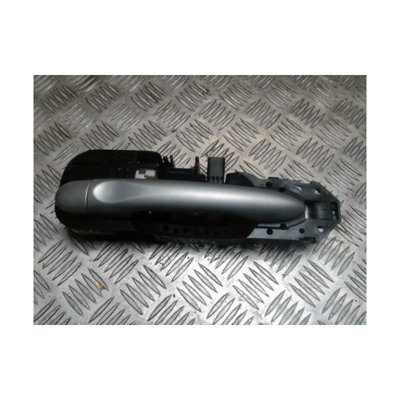 Poignee porte arriere gauche RENAULT SCENIC 3 PHASE 1 d’occasion
