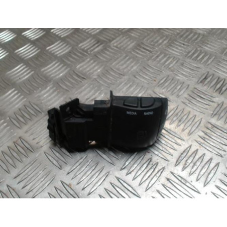 Commande autoradio RENAULT GRAND SCENIC 3 PHASE 2 d’occasion