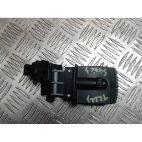 Commande autoradio RENAULT GRAND SCENIC 3 PHASE 2 d’occasion