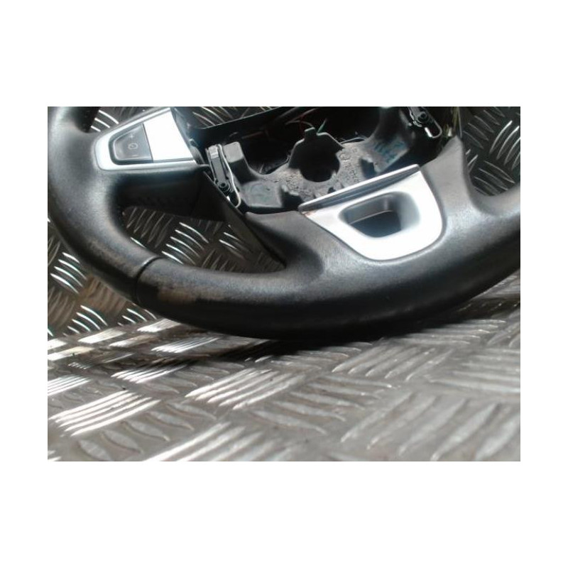 Volant RENAULT GRAND SCENIC 3 PHASE 2 d’occasion