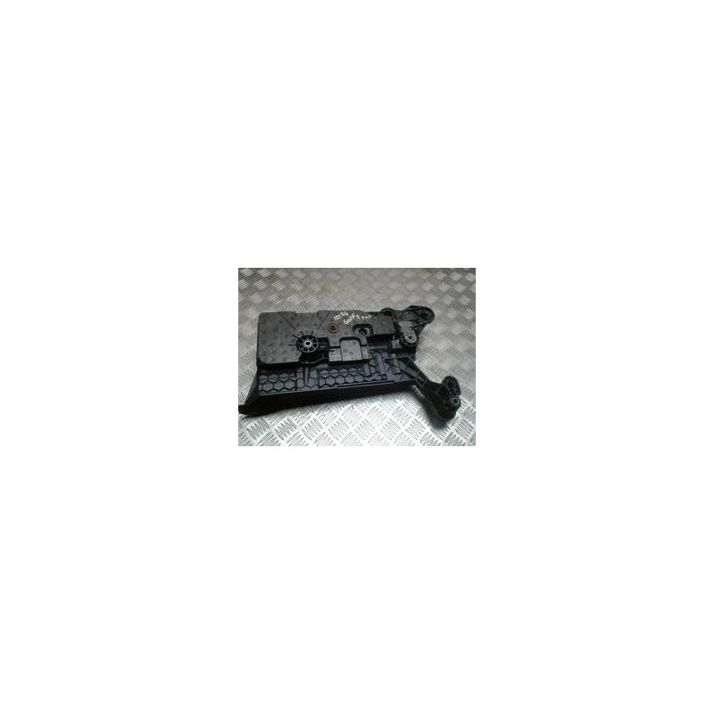 Cache batterie VOLKSWAGEN GOLF 7 PHASE 1 d’occasion