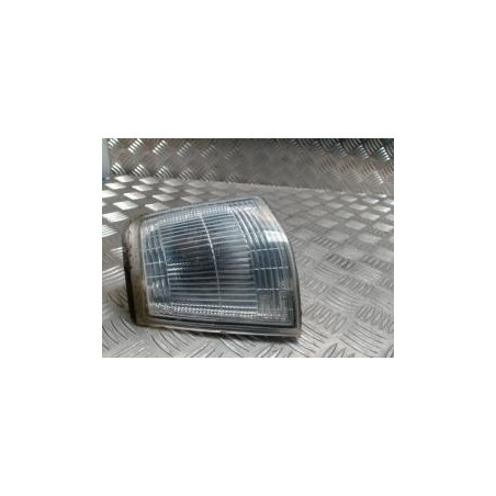 Repetiteur clignotant avant gauche (Feux) PEUGEOT 309 PHASE 2 d’occasion
