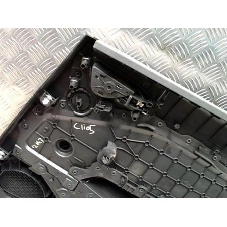 Panneau de porte arriere gauche RENAULT CLIO 5 PHASE 1 d’occasion