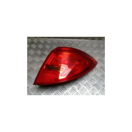 Feu arriere secondaire droit (feux) OPEL MERIVA B PHASE 1 d’occasion