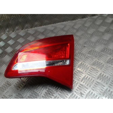 Feu arriere secondaire droit (feux) OPEL MERIVA B PHASE 1 d’occasion