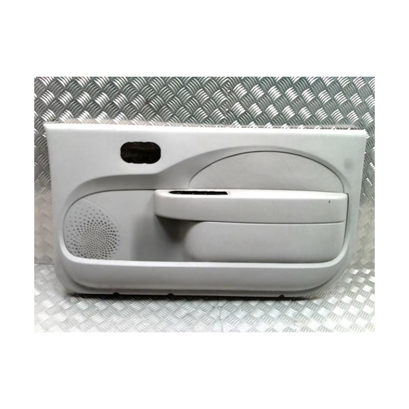 Panneau de porte avant droit RENAULT TWINGO 2 PHASE 1 d’occasion