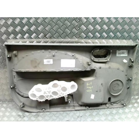 Panneau de porte avant droit RENAULT TWINGO 2 PHASE 1 d’occasion