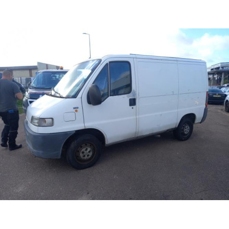 Optique avant principal droit (feux)(phare) FIAT DUCATO 2 PHASE 1 d’occasion