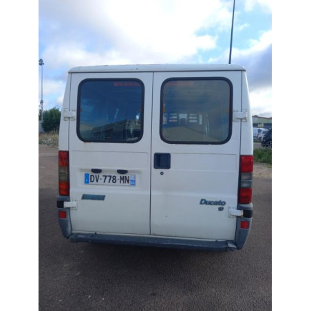 Optique avant principal droit (feux)(phare) FIAT DUCATO 2 PHASE 1 d’occasion