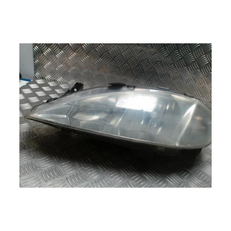 Optique avant principal gauche (feux)(phare) RENAULT MEGANE 1 PHASE 2 d’occasion