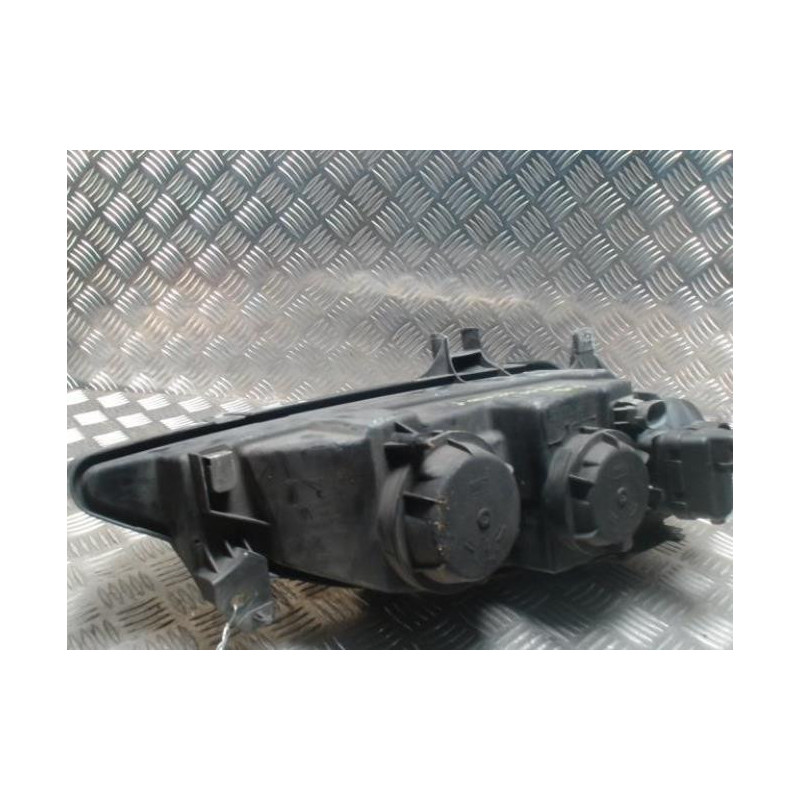 Optique avant principal gauche (feux)(phare) RENAULT MEGANE 1 PHASE 2 d’occasion