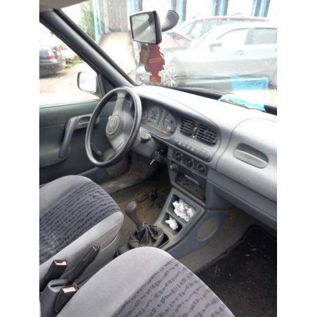 Feu arriere principal gauche (feux) SKODA FELICIA PHASE 1 BREAK d’occasion