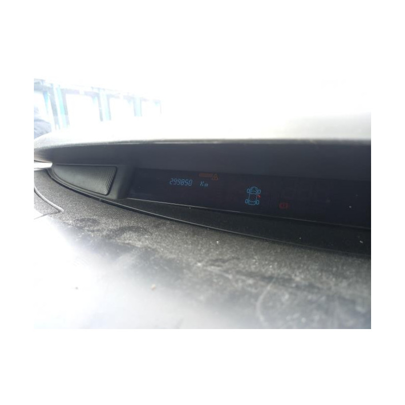 Feu arriere secondaire droit (feux) RENAULT ESPACE 4 PHASE 2 d’occasion