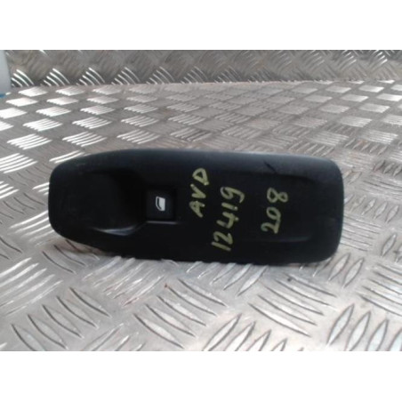 Interrupteur de leve vitre avant droit PEUGEOT 208 1 PHASE 2 d’occasion
