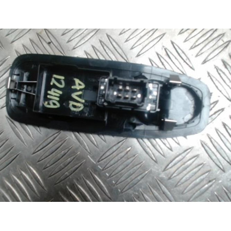 Interrupteur de leve vitre avant droit PEUGEOT 208 1 PHASE 2 d’occasion