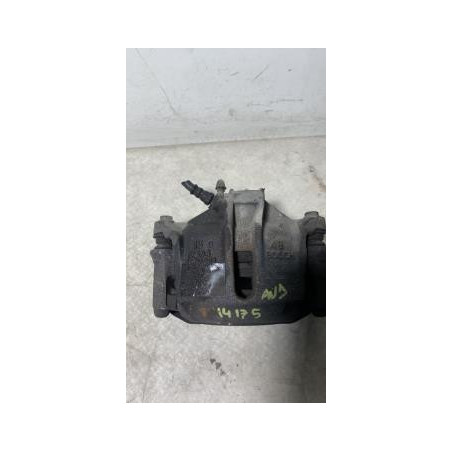 Etrier avant droit (freinage) PEUGEOT 206+ d’occasion