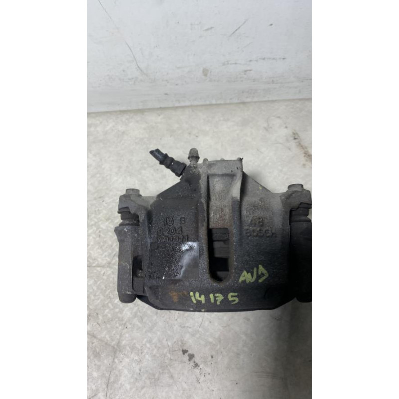 Etrier avant droit (freinage) PEUGEOT 206+ d’occasion