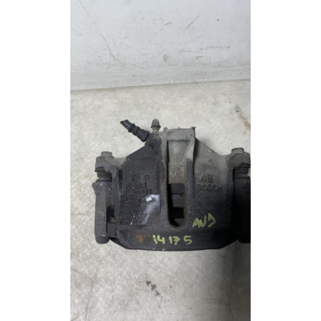 Etrier avant droit (freinage) PEUGEOT 206+ d’occasion