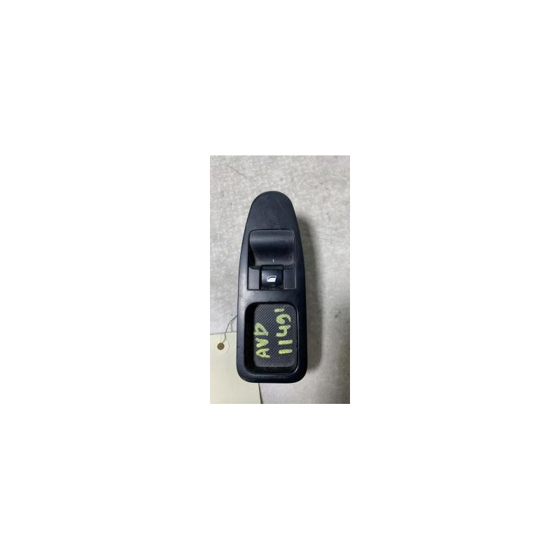 Interrupteur de leve vitre avant droit PEUGEOT EXPERT 2 d’occasion