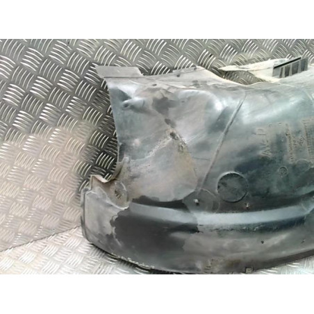 Pare boue avant droit RENAULT SCENIC 1 PHASE 2 d’occasion