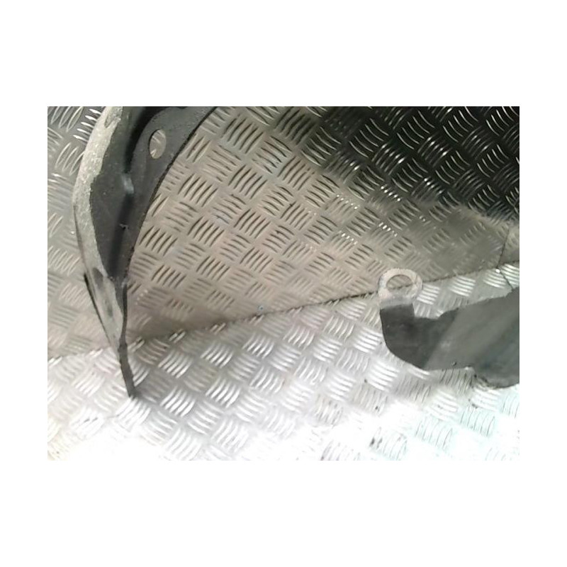 Pare boue avant gauche RENAULT TWINGO 1 PHASE 2 d’occasion