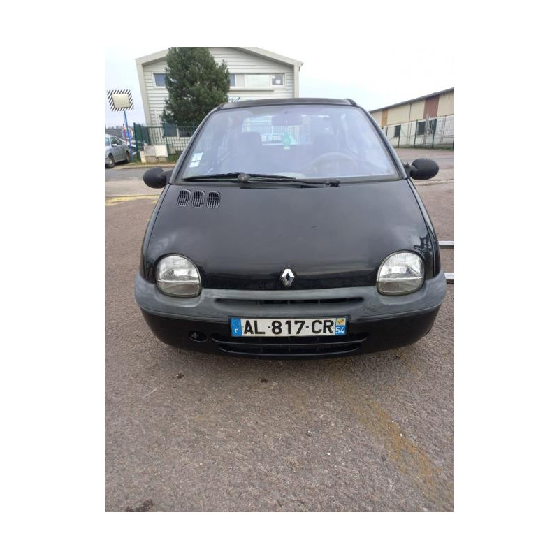 Pare boue avant gauche RENAULT TWINGO 1 PHASE 2 d’occasion