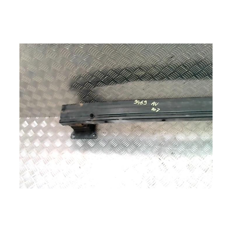 Renfort pare choc avant (traverse) PEUGEOT 207 PHASE 1 d’occasion