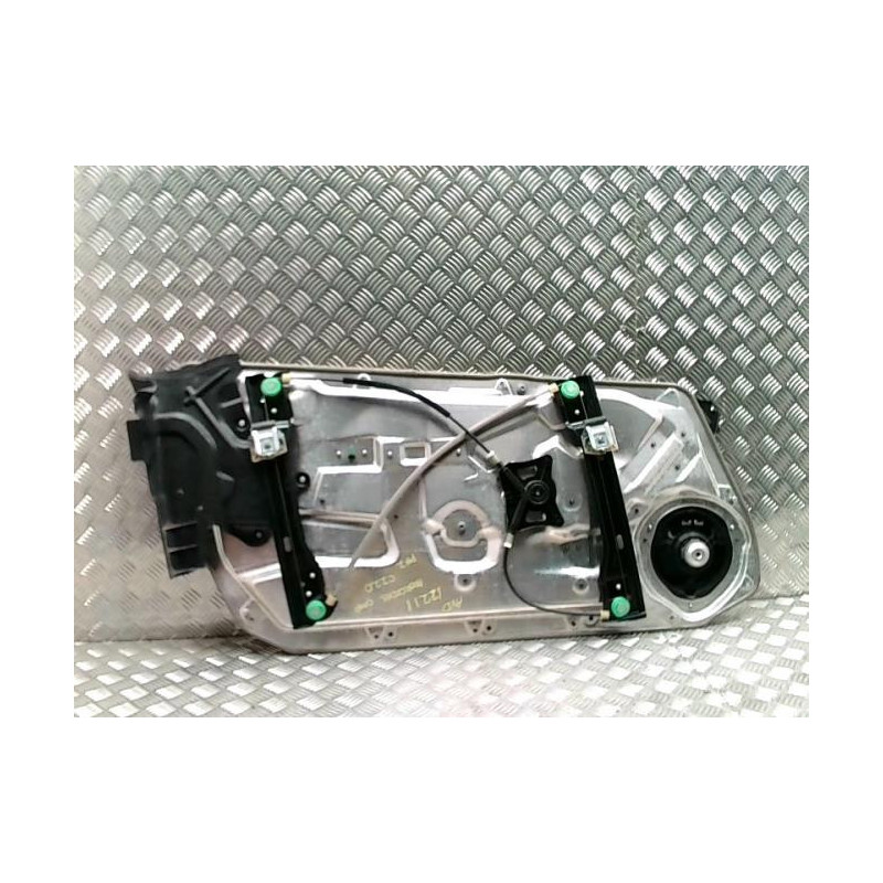 Leve vitre electrique avant droit MERCEDES CLASSE C 204 PHASE 2 COUPE d’occasion