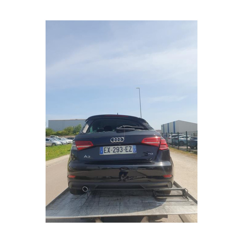 Poignee porte arriere droit AUDI A3 3 SPORTBACK PHASE 2 d’occasion