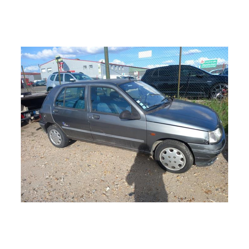 Platine feu arriere gauche RENAULT CLIO 1 PHASE 1 d’occasion