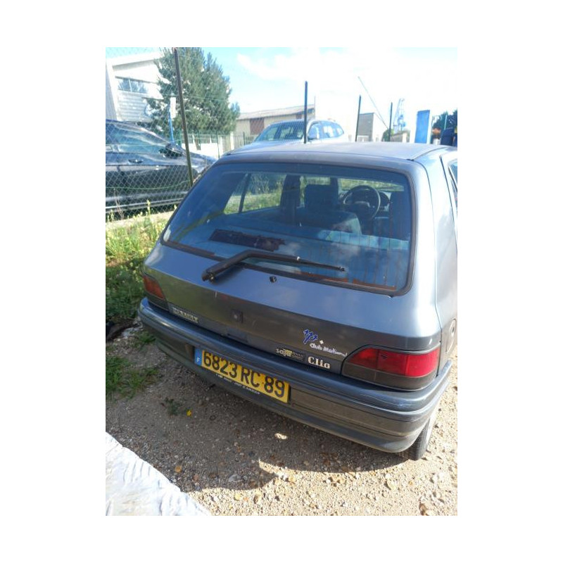Platine feu arriere gauche RENAULT CLIO 1 PHASE 1 d’occasion