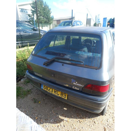 Platine feu arriere gauche RENAULT CLIO 1 PHASE 1 d’occasion