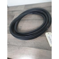 Joint de porte avant droite RENAULT CLIO 4 PHASE 1 d’occasion