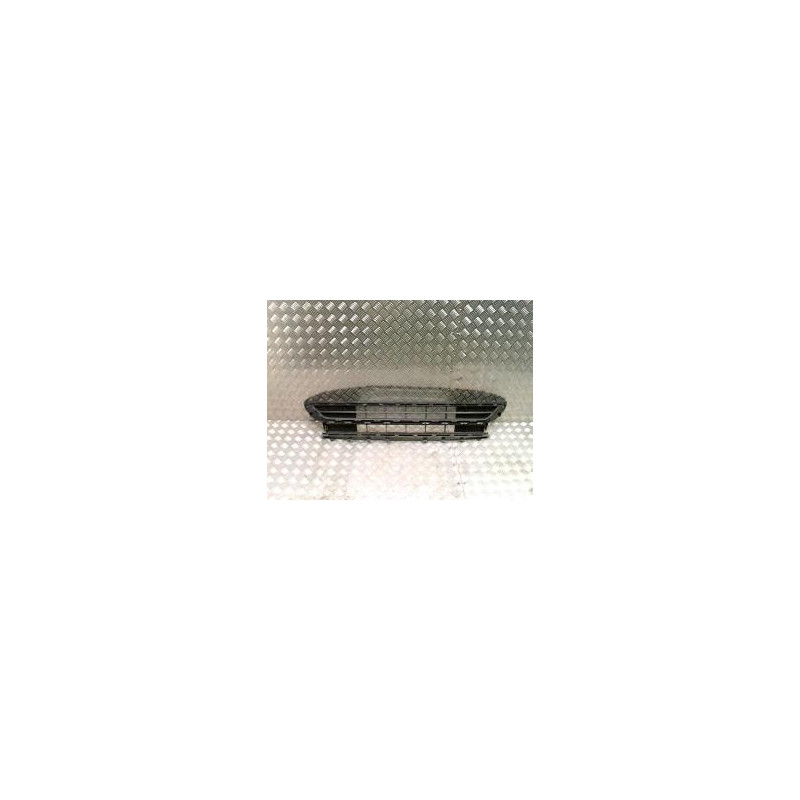 Grille de pare choc VOLKSWAGEN POLO 6 PHASE 1 d’occasion